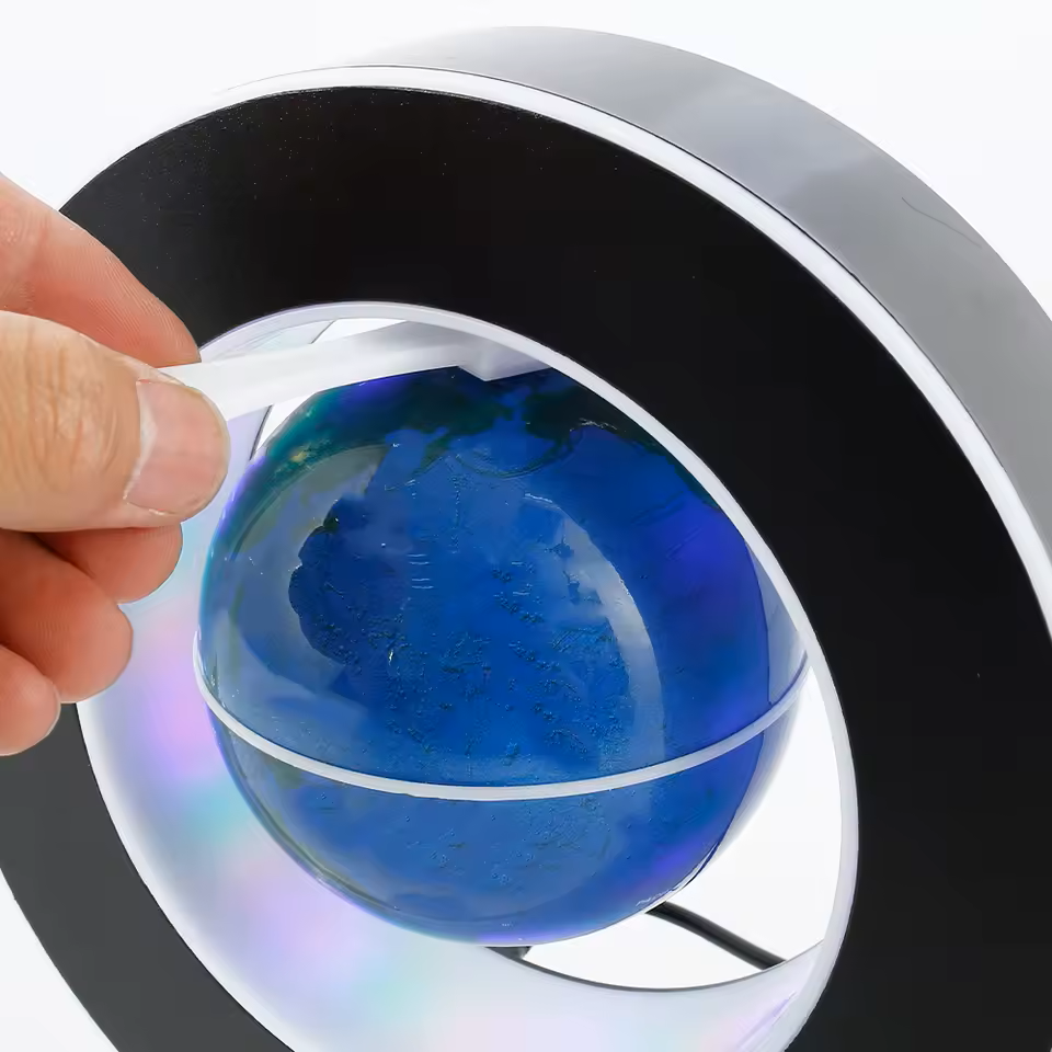 Globe terrestre magnétique en lévitation avec éclairage LED multicolore, objet décoratif design et lumineux